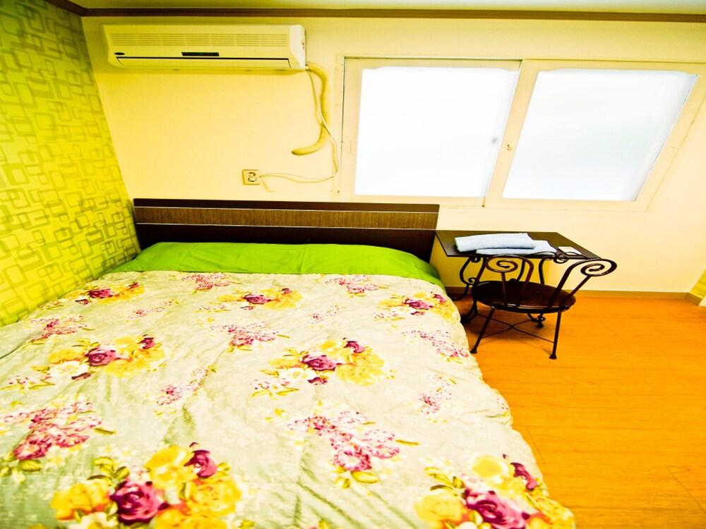 Kimchee Hongdae Guesthouse Σεούλ Εξωτερικό φωτογραφία